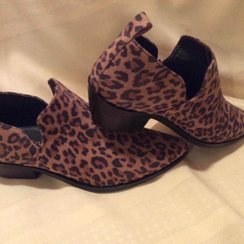 Artisan by Zigi NWT Suede Leather Leopard Ankle-boots Size 6M - Picture 6 of 8